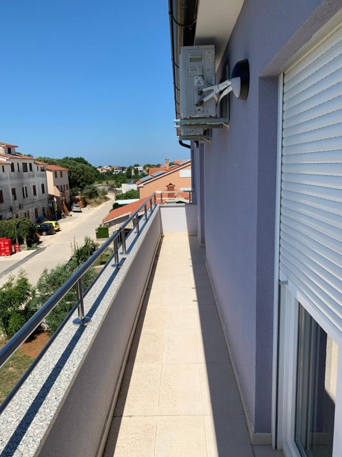 Appartamento Apartman Ki Pola Esterno foto